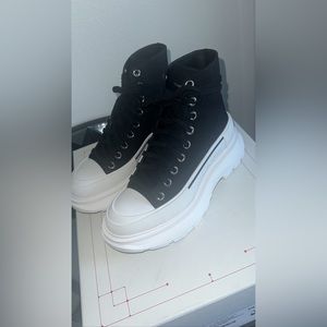 Alexander McQueen boots 37.5